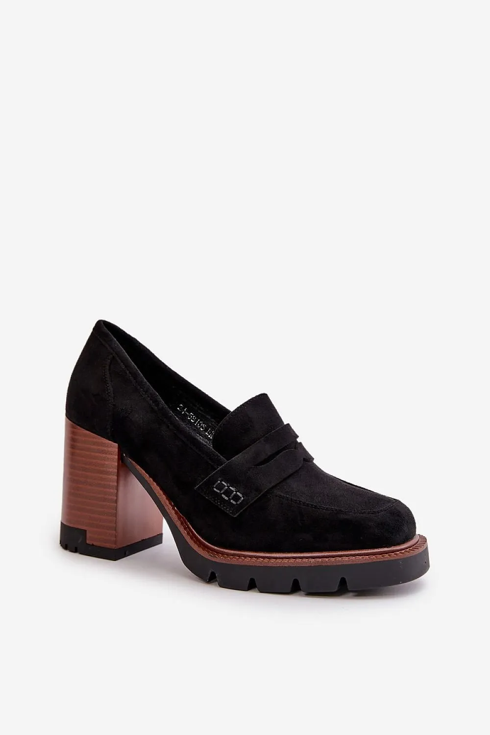 Heeled low shoes