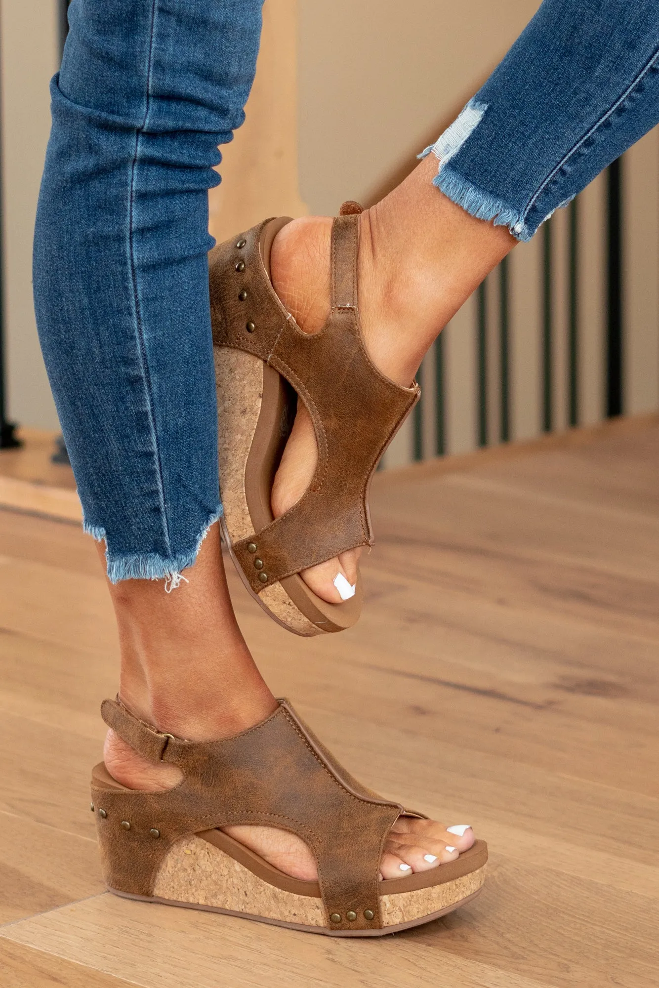 Liberty Wedge Sandals - Tan