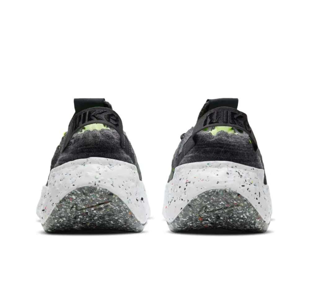 NIKE SPACE HIPPIE 04