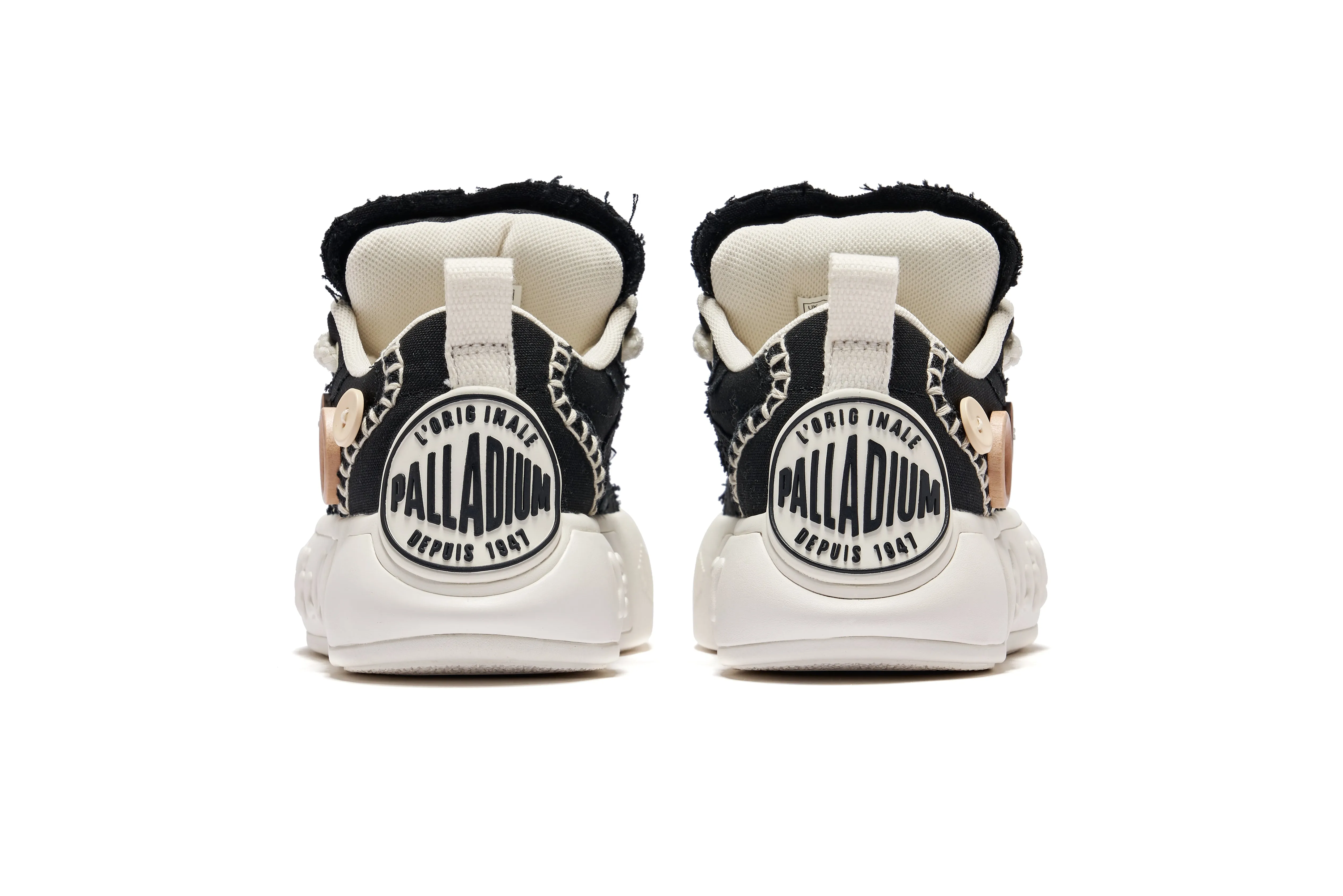 Palladium Button Sneaker black