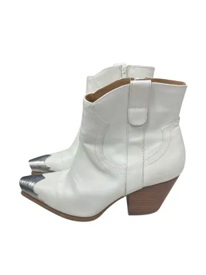 Shoes Heels Block By Clothes Mentor  Size: 9