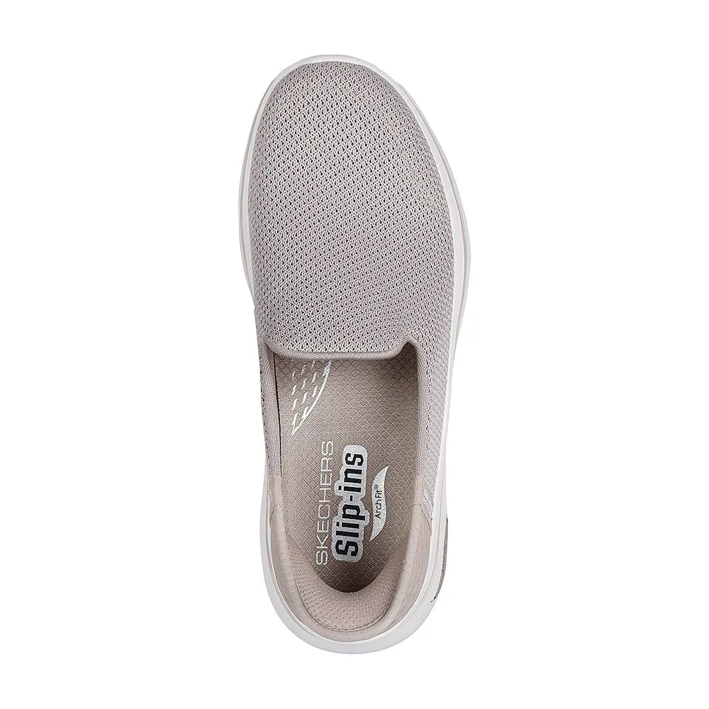 Slip-ins: GOwalk Arch Fit 2.0 - Delara