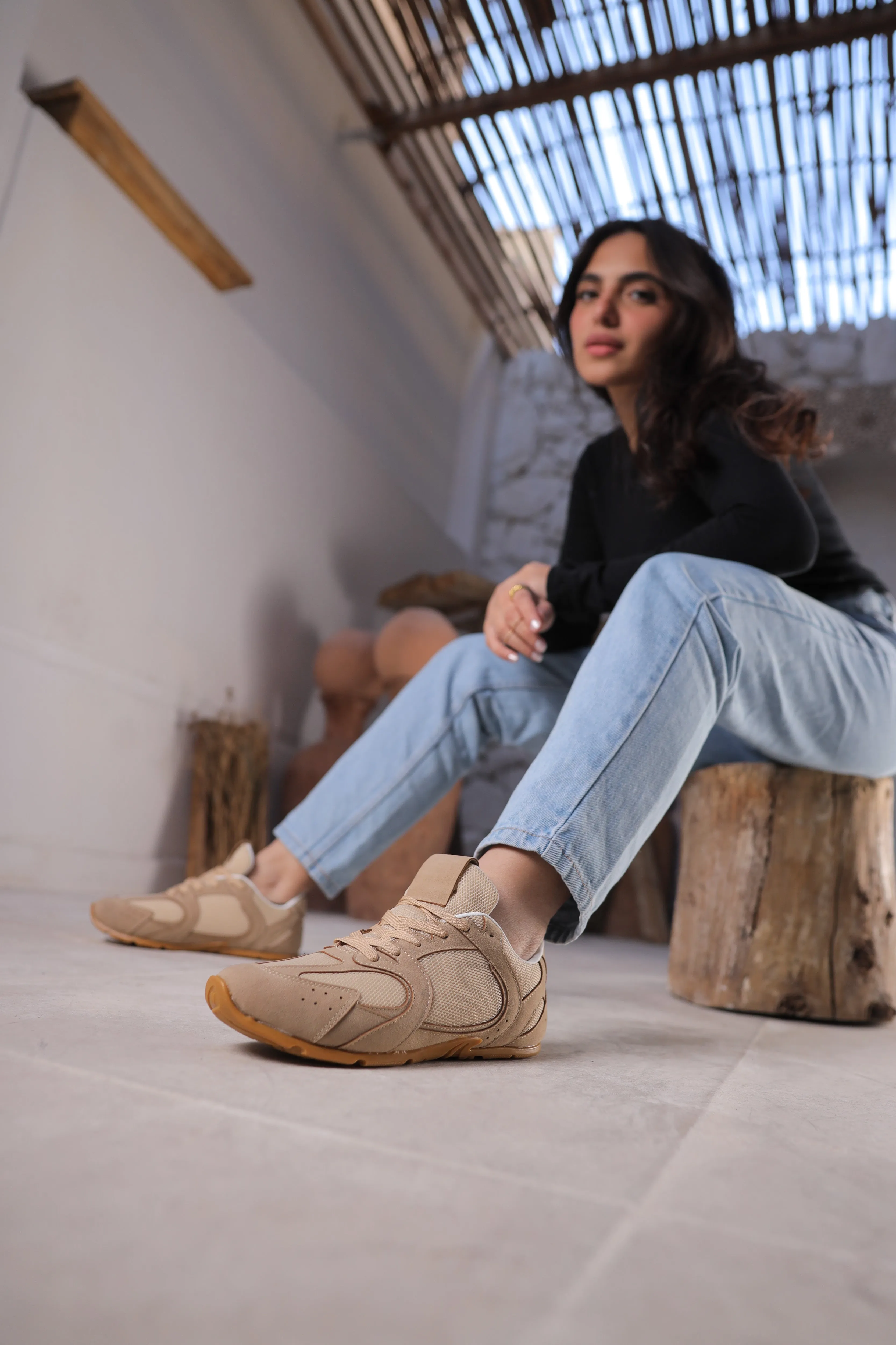StrideX Beige Sneaker