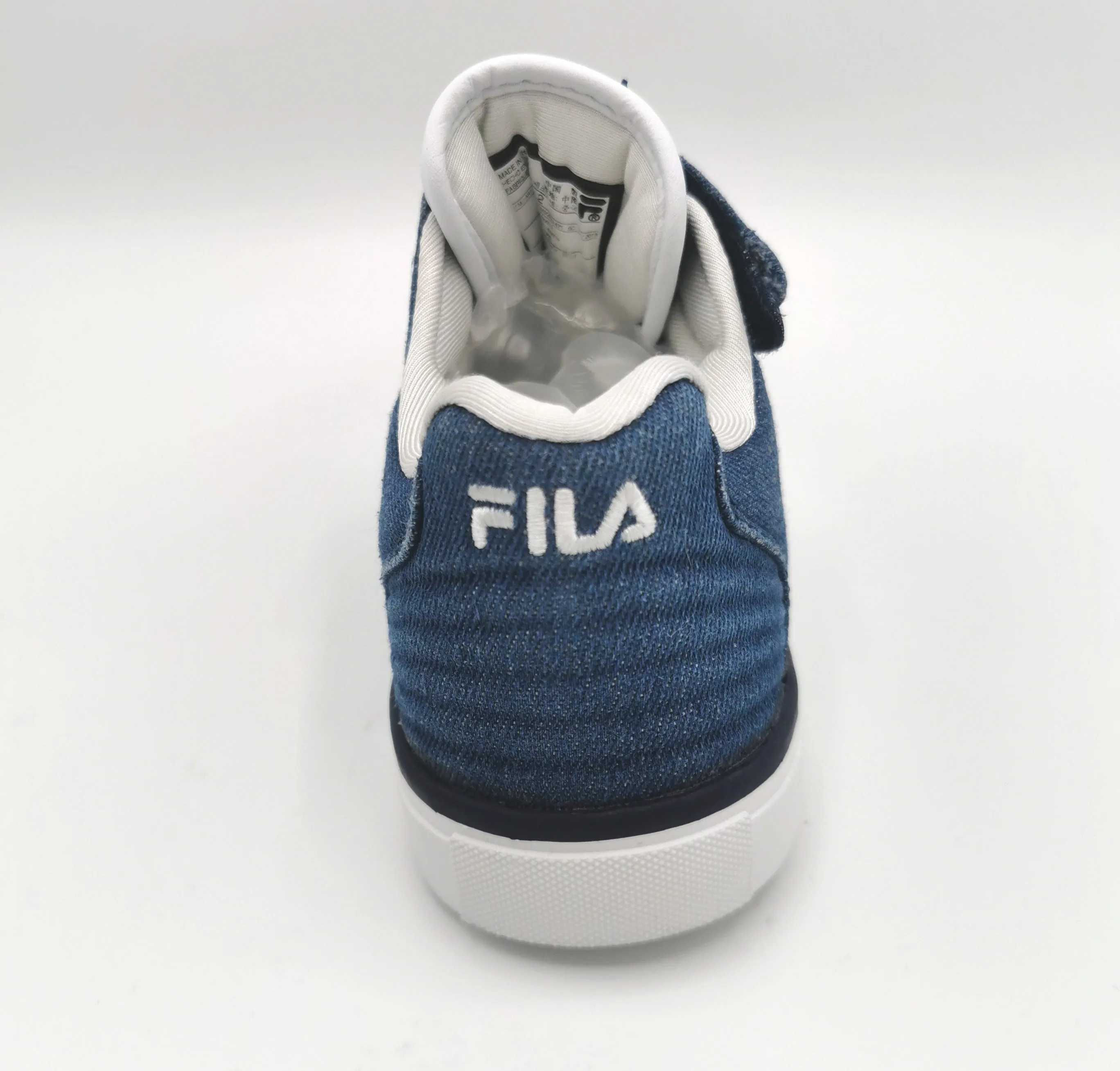 UNISEX SIZE 2 YOUTH - FILA, Denim Running Shoes EUC B19