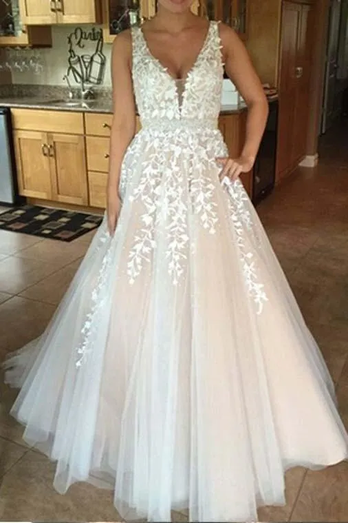 V neck Tulle Lace Long Wedding Dress,Tulle Ball Gown Prom Dress With Appliques TN155