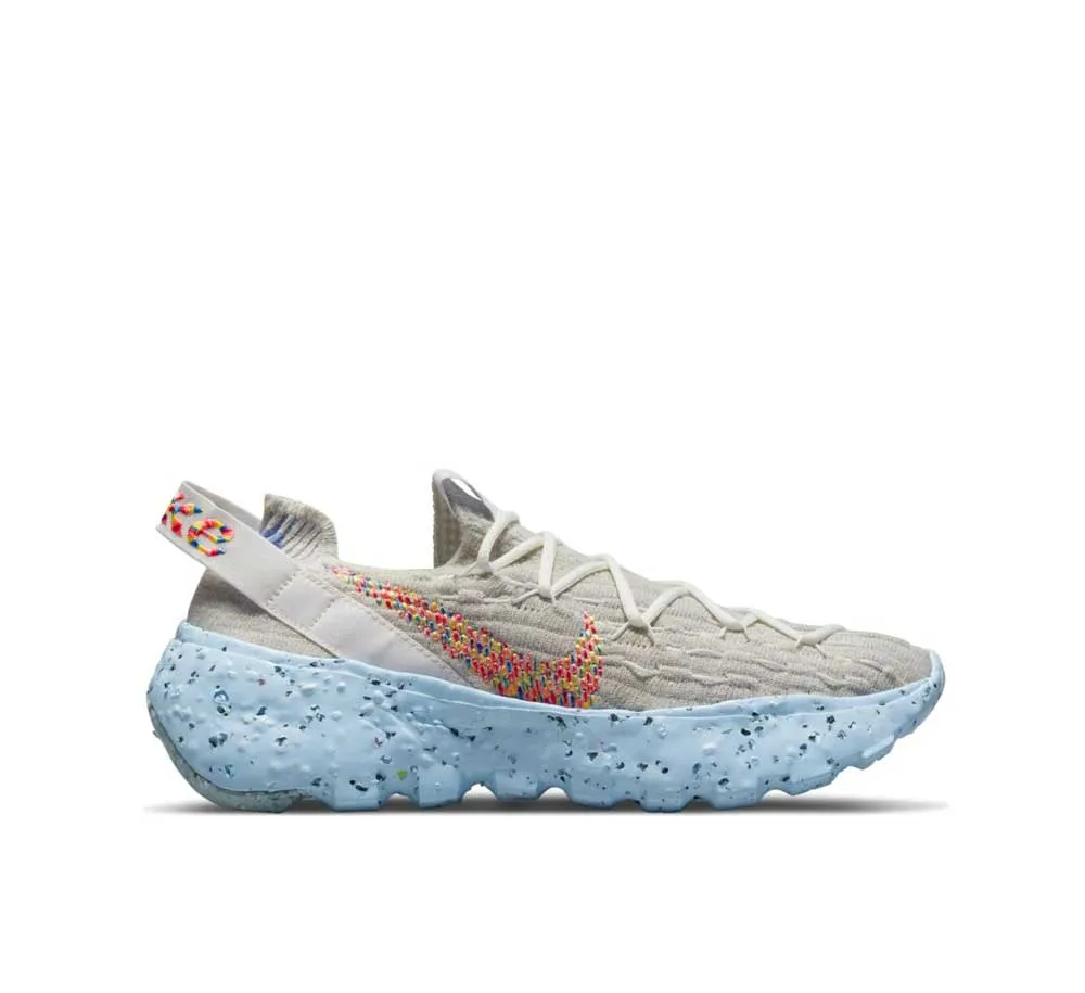 W NIKE SPACE HIPPIE 04