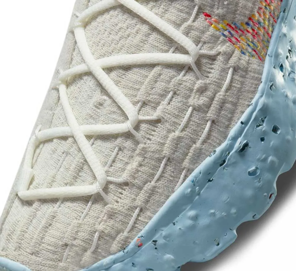 W NIKE SPACE HIPPIE 04