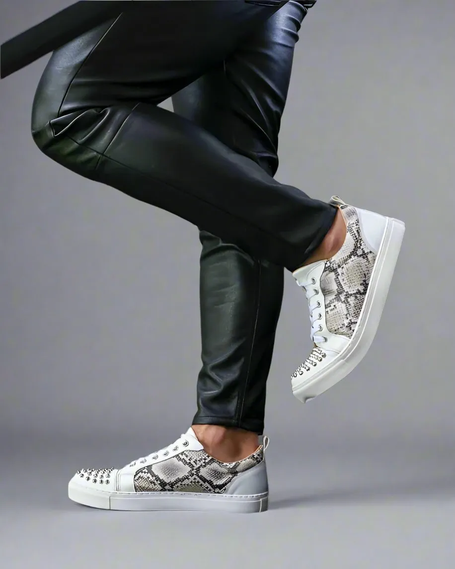 White Leather And Snack Pattern Leather Low Top Lace Up Sneakers With White Sole - Sneaker Shoes