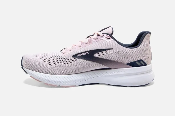 Women's Brooks Launch 8