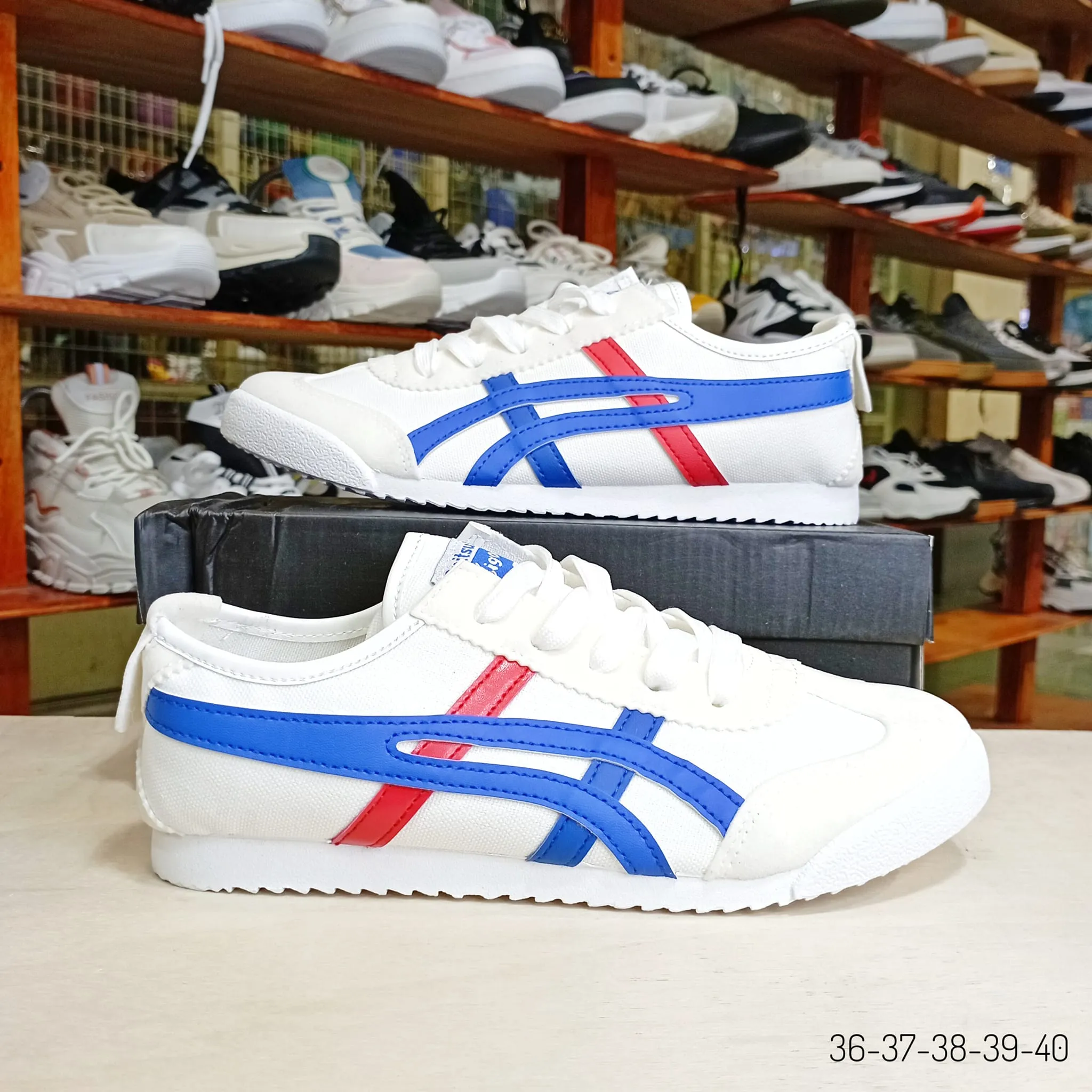 Women's Sneakers