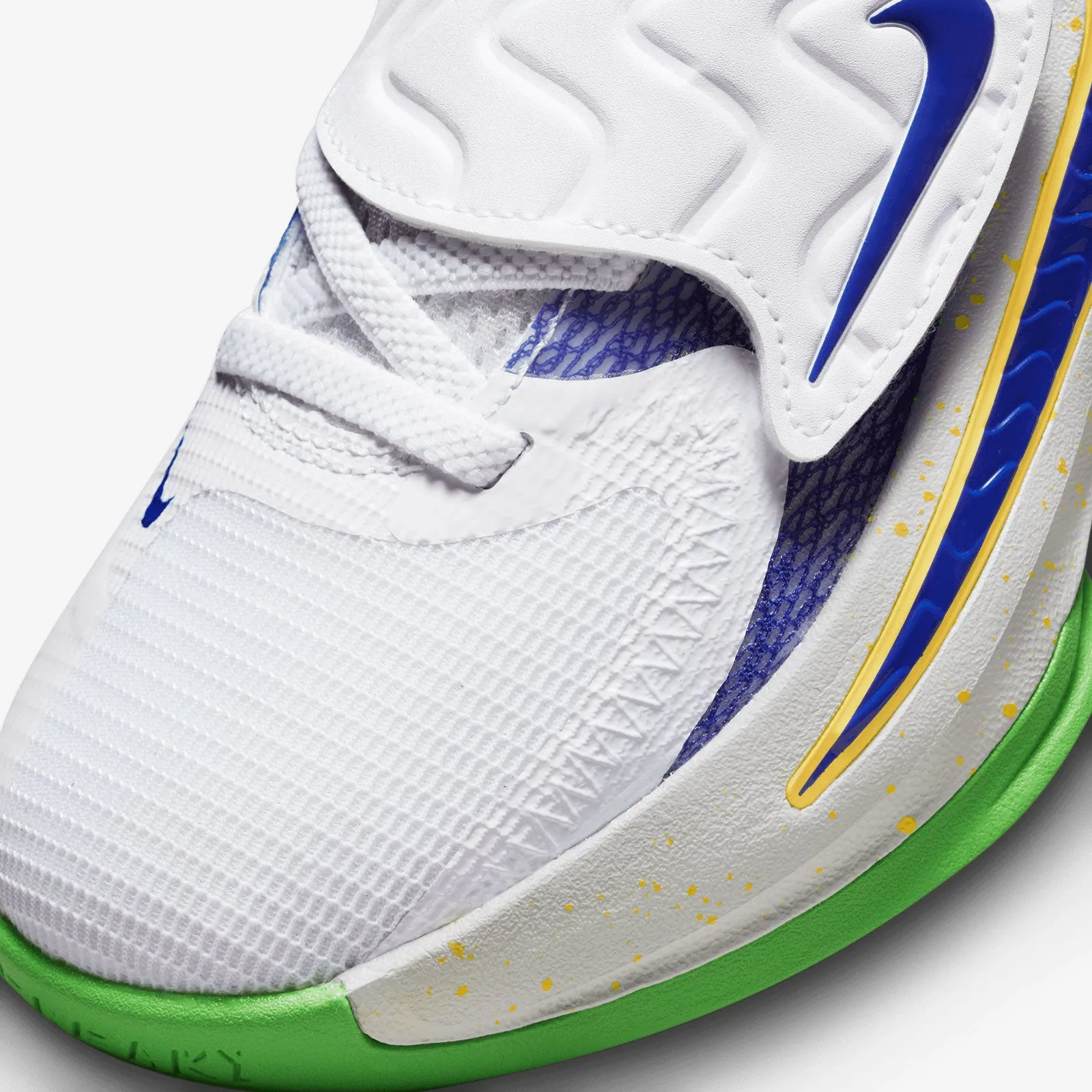 Zoom Freak 4 (PS) - 'Hyper Royal'